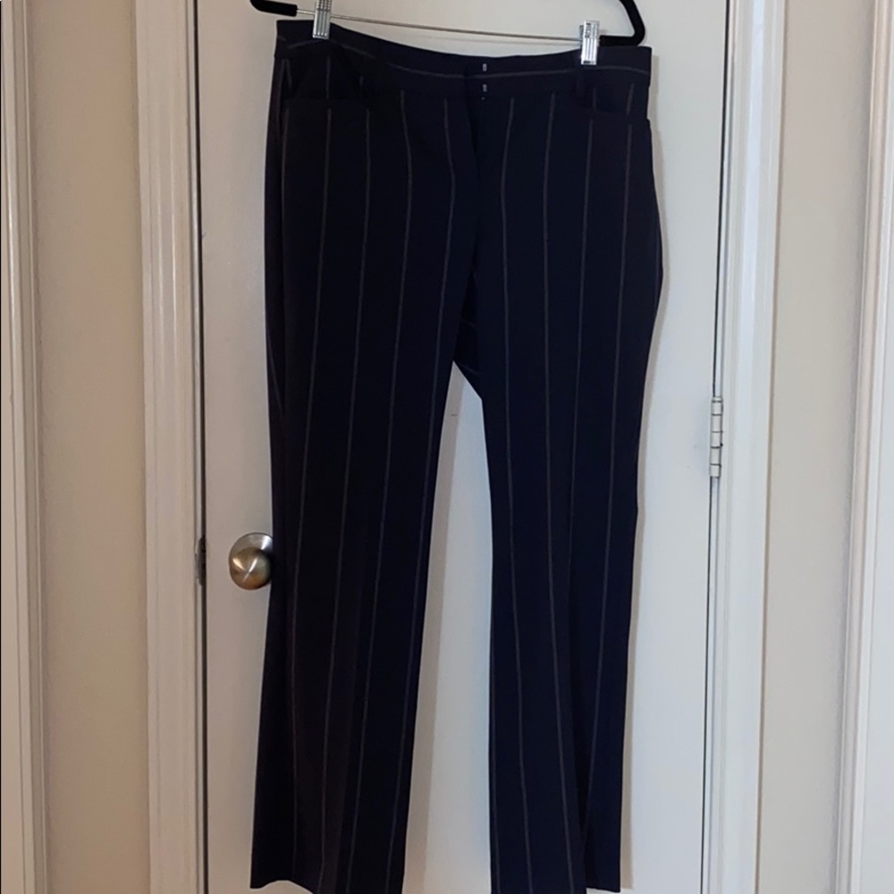 Express NWT barely boot mid rise pant